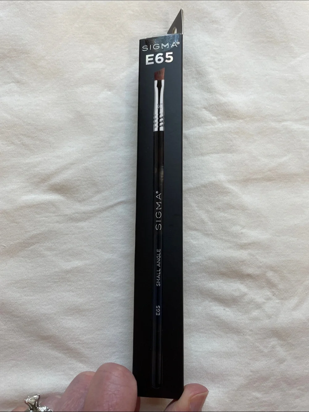 Sigma Beauty E65 Small Angle Brush - NWT